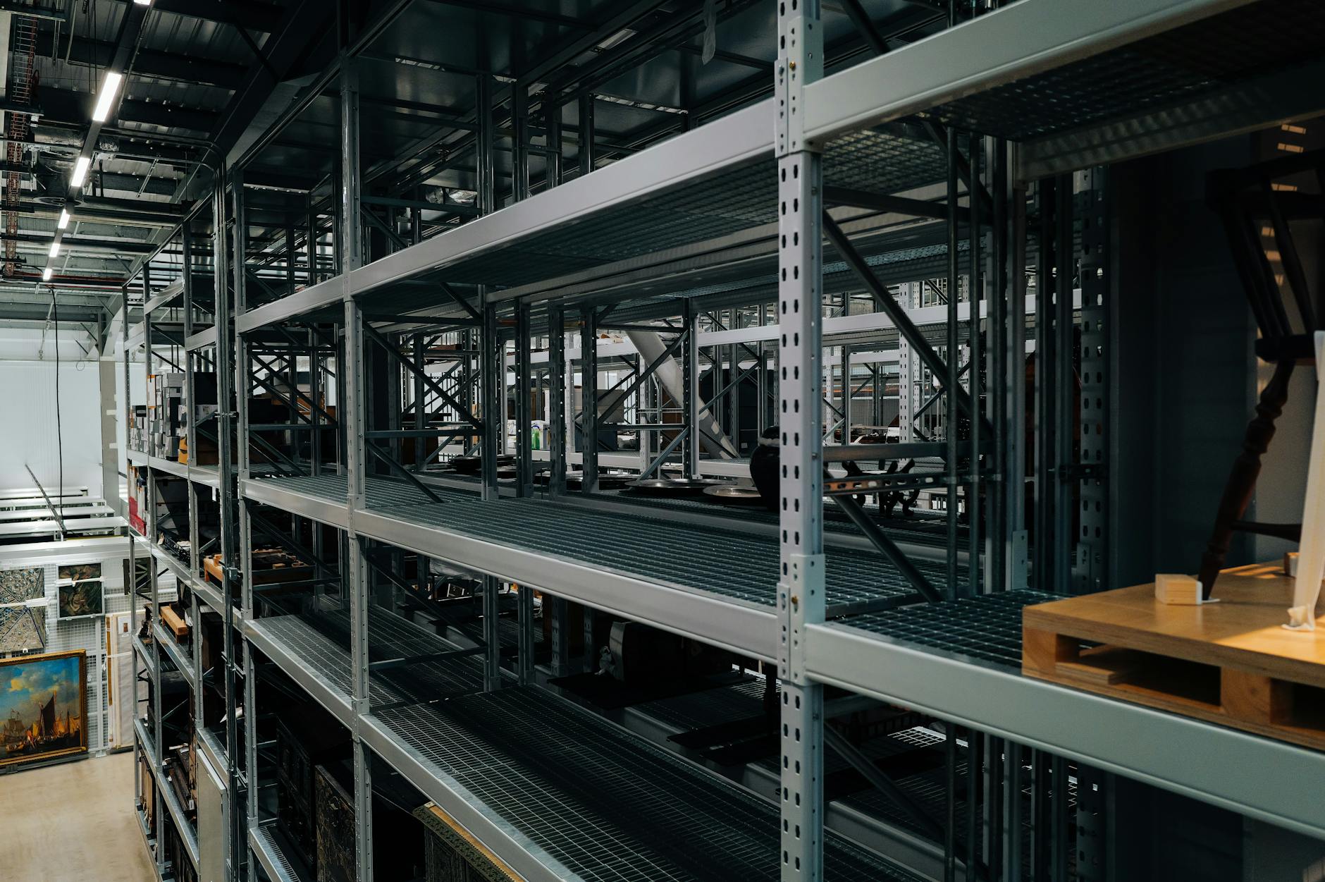 Canadian e-commerce warehouse with organised shelving and fulfilment stations